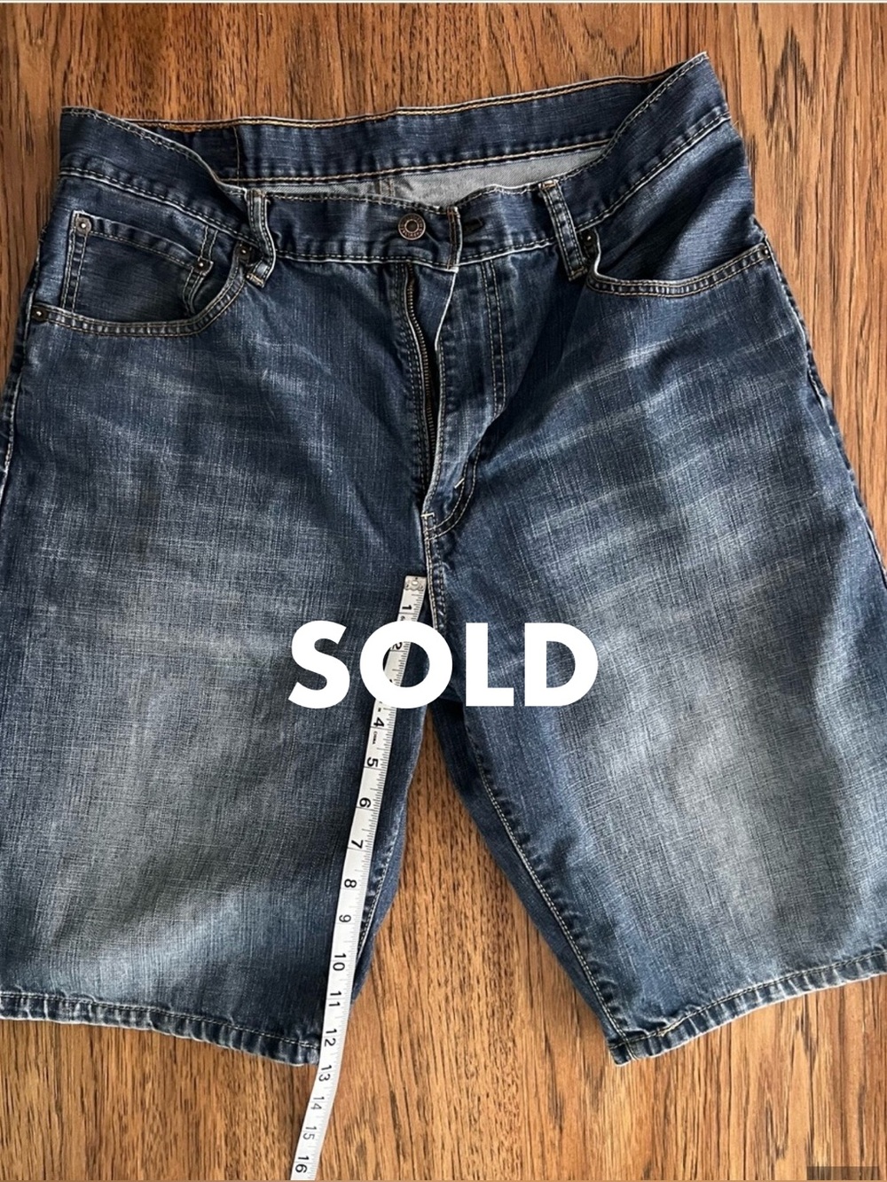 Men's Levi’s Denim Shorts in Faded Blue